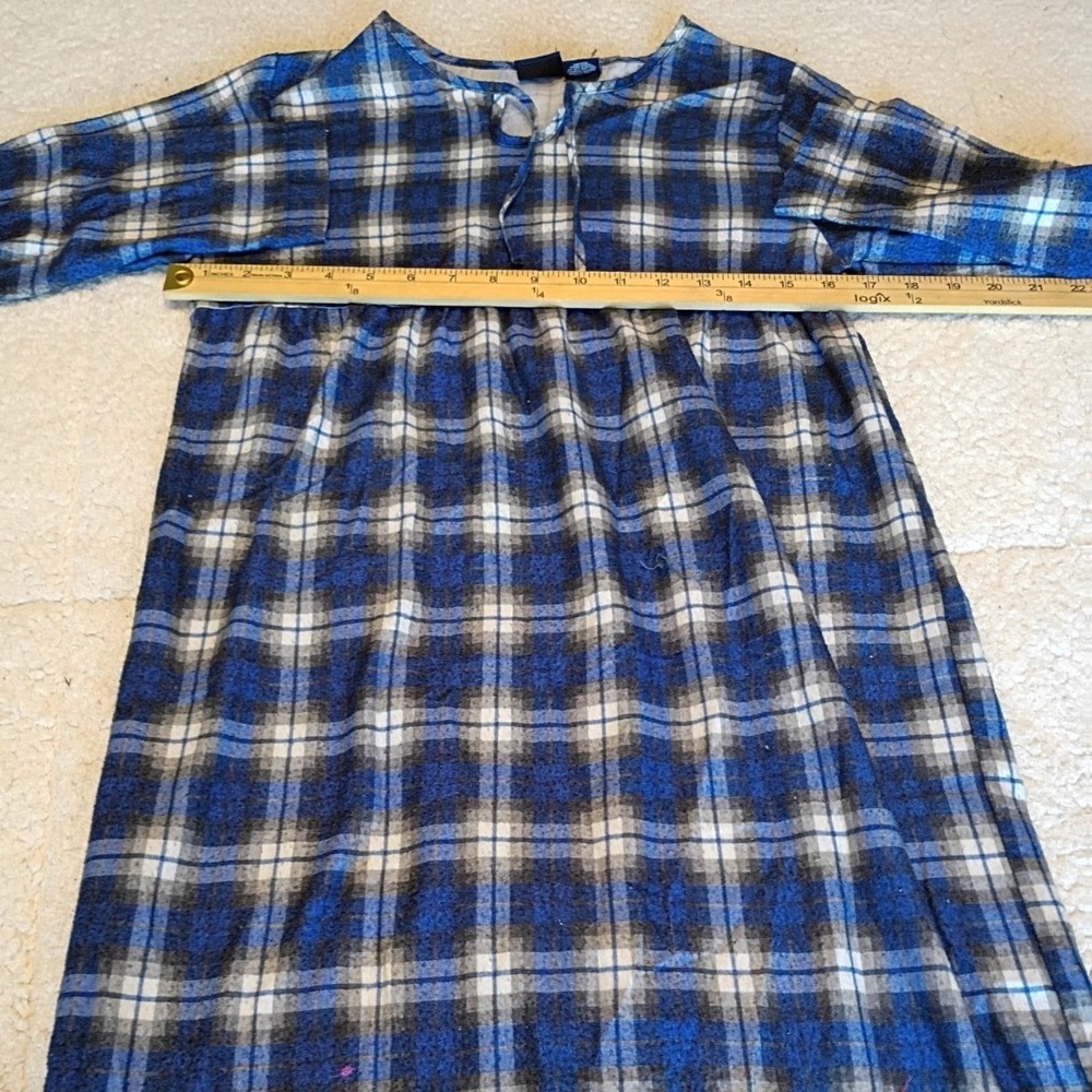 Basic Editions Flannel Nightgown Womens M Blue Plaid Excellent Long Sleeve Tie